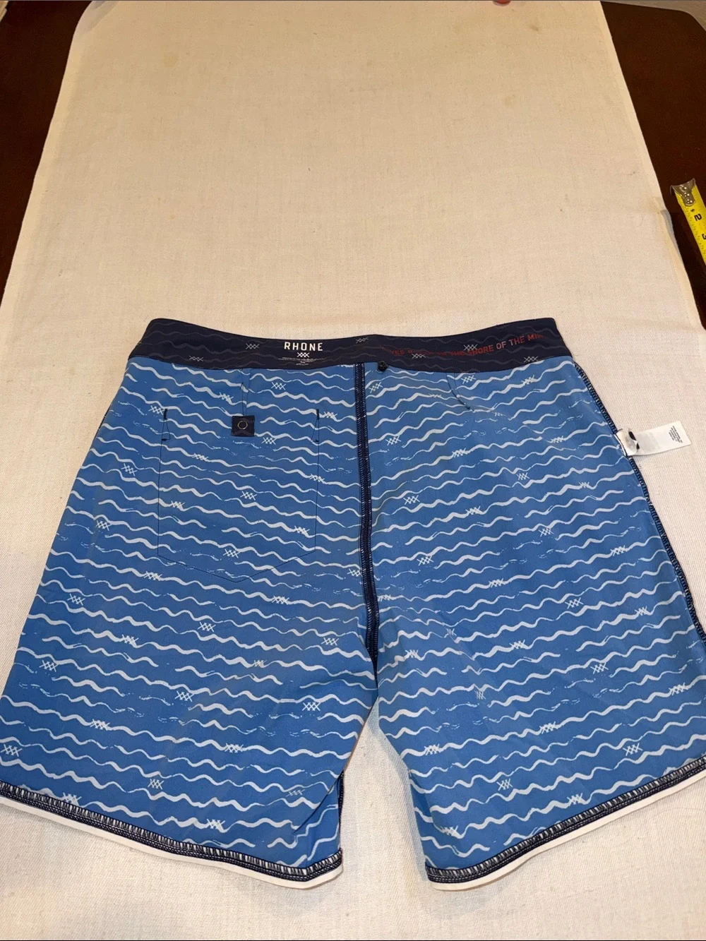 T0308100 Rhone Board Shorts SZ 30 EUC